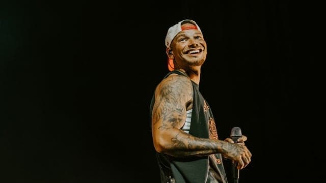 KMLE's Beers with Friends Starring Kane Brown